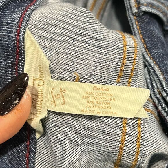 Matilda Jane Skinny Jeans Mid Rise Fading Whiskering Ankle Dark Wash Size 6 - Picture 5 of 10